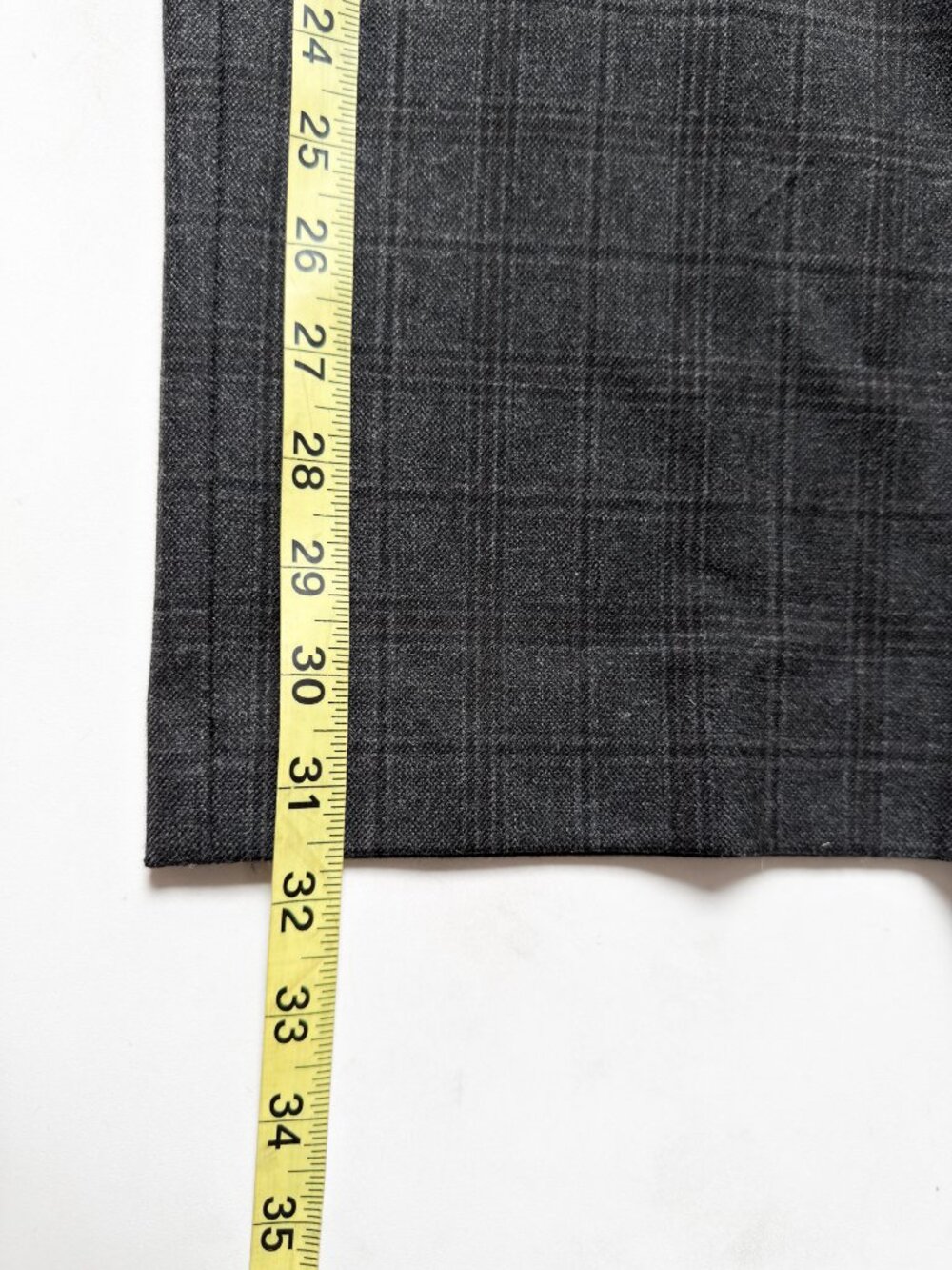 Aritzia The Effortless Pant (Re)fined Charcoal Grey Plaid Size 6 - Picture 7 of 7